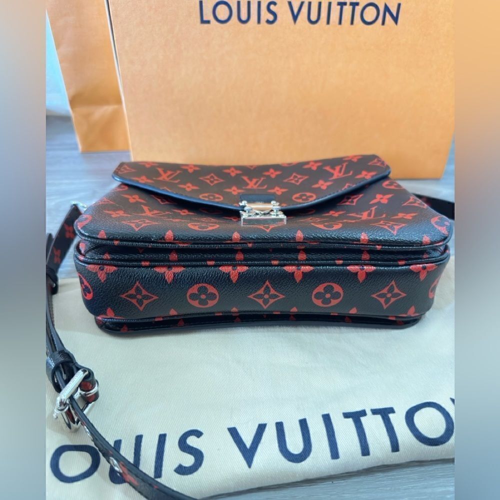 Louis Vuitton Limited Edition Monogram Infrarouge Canvas Pochette Metis - Picture 8 of 16